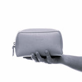 Ball grande, pochette, portaoggetti da viaggio e per l'uso quotidiano, in vitello liscio cuoio effetto vintage. Prodotto da Pianigiani Bags.